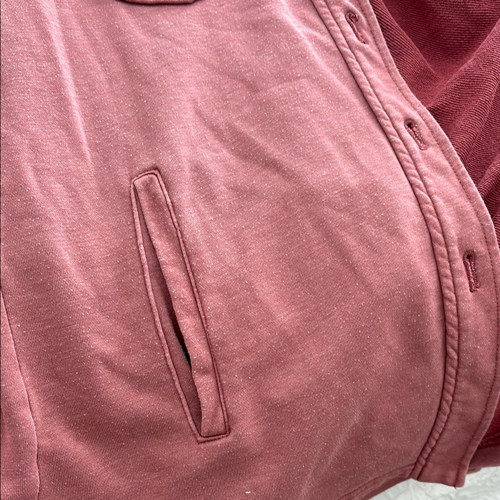 Shacket - Picture 5 of 5